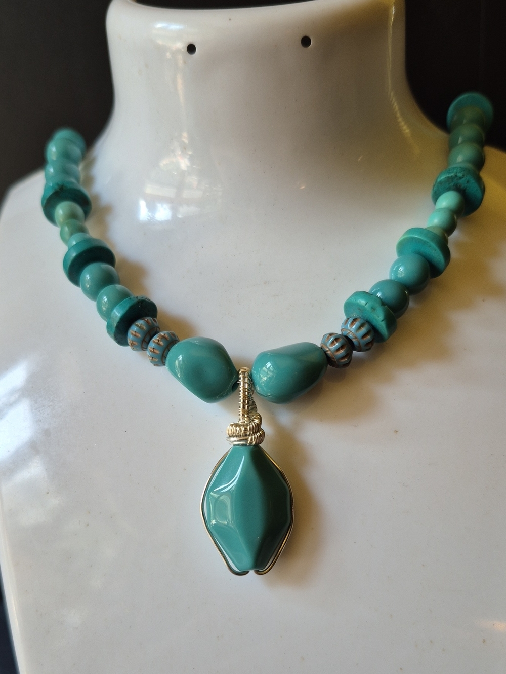 Handcrafted Turquoise Necklace. 18"